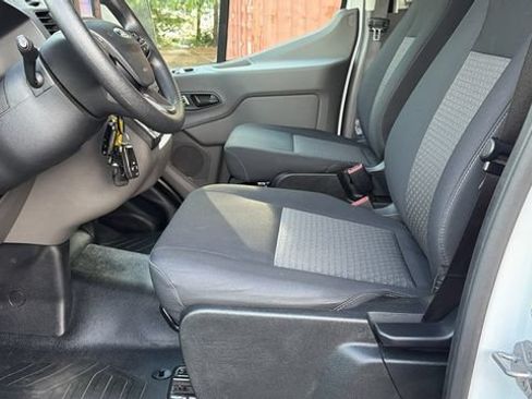Certified 2025 Ford Transit 250 Low Roof w/ Exterior Upgrade Package RWD image 9