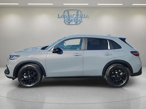 Used 2024 Honda HR-V Sport image 2