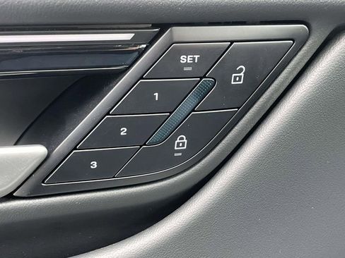 Used 2024 Porsche Macan 4 Electric image 35