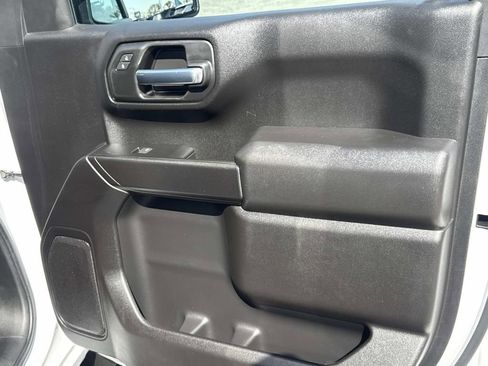 Used 2025 Chevrolet Silverado 1500 W/T w/ WT Value Package image 24