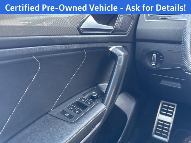 Certified 2023 Volkswagen Tiguan SE R-Line AWD/4WD image 21