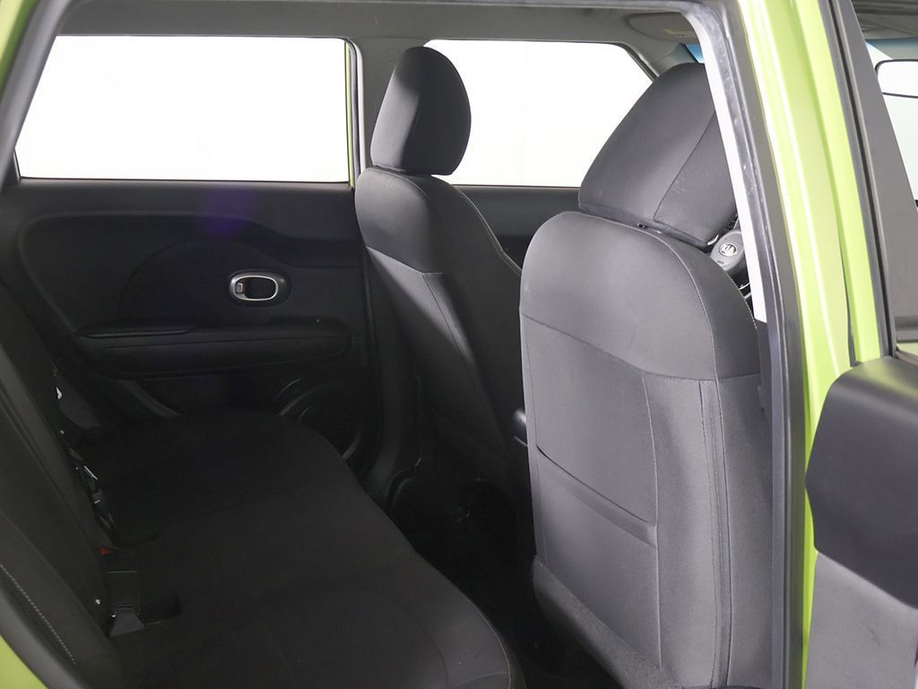 Used 2014 Kia Soul FWD image 22