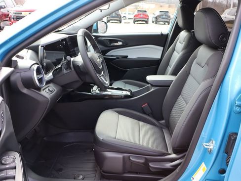 New 2026 Chevrolet Trax LT w/ Driver Confidence Package image 7