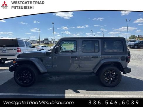 Used 2021 Jeep Wrangler Unlimited Sahara w/ Cold Weather Group AWD/4WD image 3