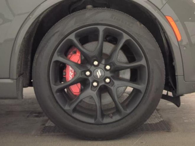 Used 2023 Dodge Durango R/T w/ Tow 'N Go Package AWD/4WD image 8