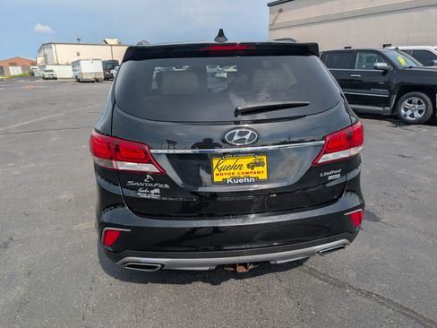 Used 2017 Hyundai Santa Fe Limited w/ Cargo Package AWD/4WD image 7