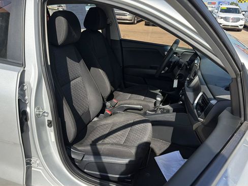 Used 2020 Kia Rio LX FWD image 21