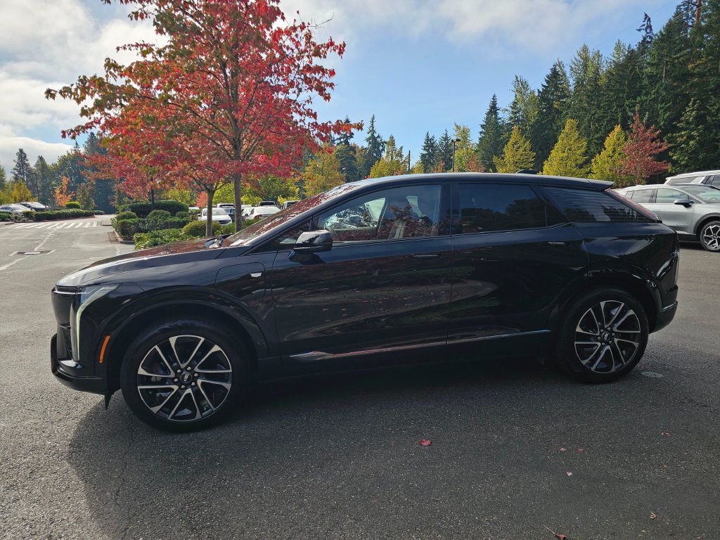 New 2027 Cadillac Optiq Sport AWD/4WD image 4