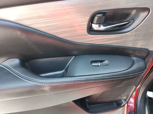 Used 2017 Nissan Murano SL FWD image 22