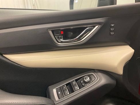 Used 2020 Subaru Ascent Limited w/ Technology Package AWD/4WD image 12