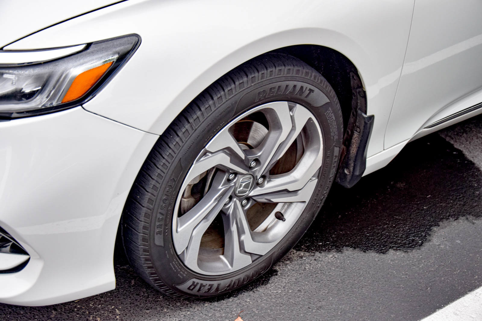 Used 2020 Honda Accord EX image 23
