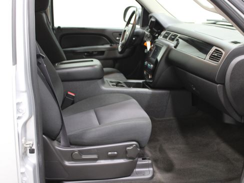 Used 2012 Chevrolet Avalanche LS w/ All-Star Edition image 22