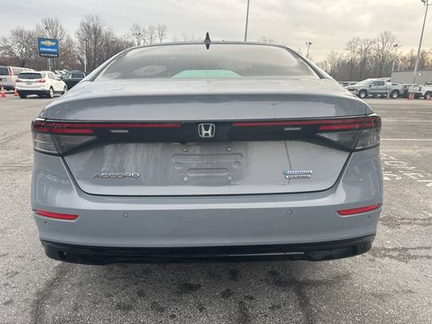 Used 2023 Honda Accord Touring image 6