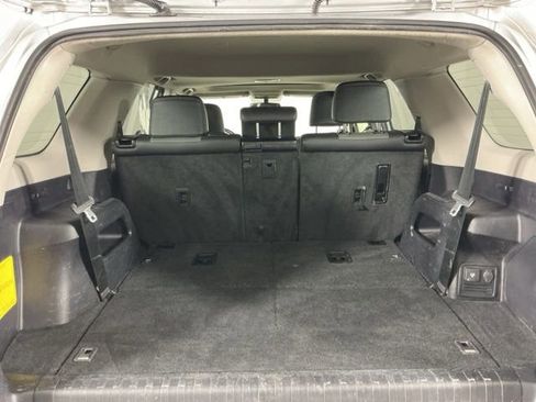 Used 2018 Toyota 4Runner SR5 Premium image 28