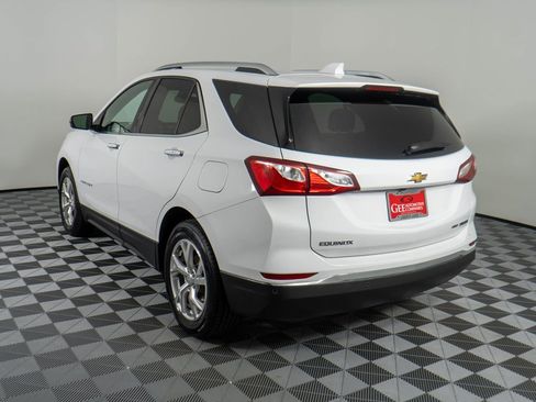 Used 2018 Chevrolet Equinox Premier image 4