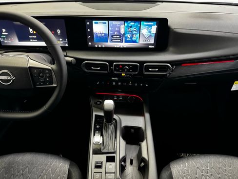 New 2026 Nissan Sentra SV FWD image 15