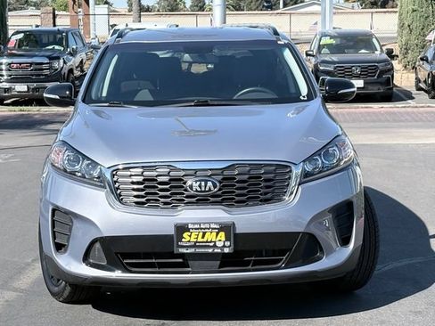 Used 2020 Kia Sorento S FWD image 3