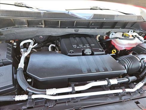 Used 2024 Chevrolet Silverado 1500 LT AWD/4WD image 28