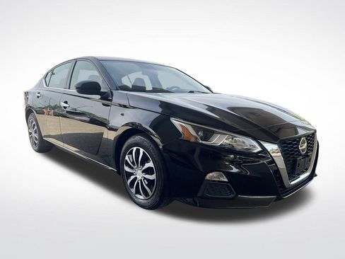 Used 2020 Nissan Altima 2.5 S FWD image 3