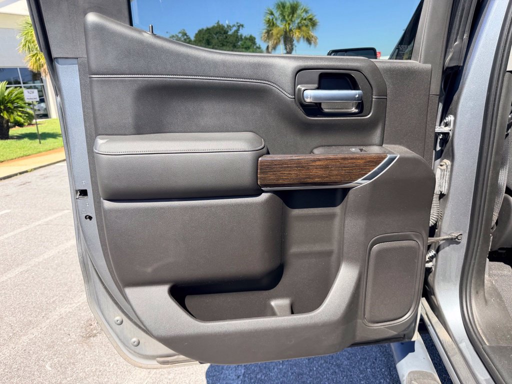 Used 2020 GMC Sierra 1500 SLE w/ SLE Value Package AWD/4WD image 16
