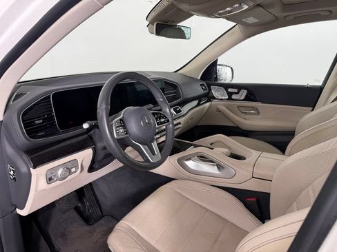 Used 2020 Mercedes-Benz GLE 350 image 4