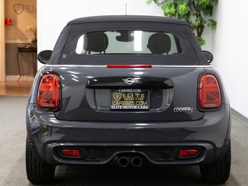 Used 2019 MINI Cooper S image 25