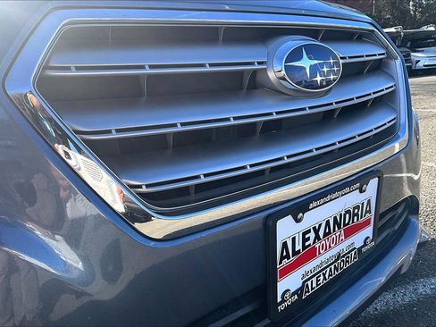 Used 2017 Subaru Legacy 2.5i Premium w/ Moonroof Package image 29