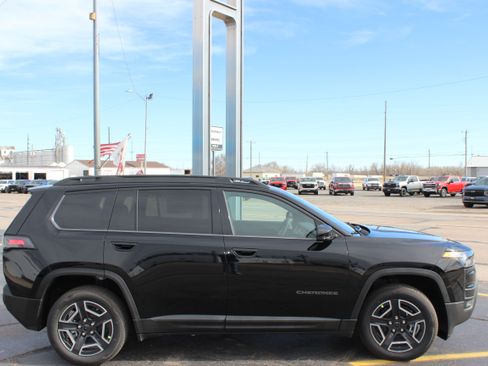 New 2026 Jeep Cherokee Limited AWD/4WD image 2