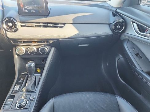 Used 2019 MAZDA CX-3 Touring image 11