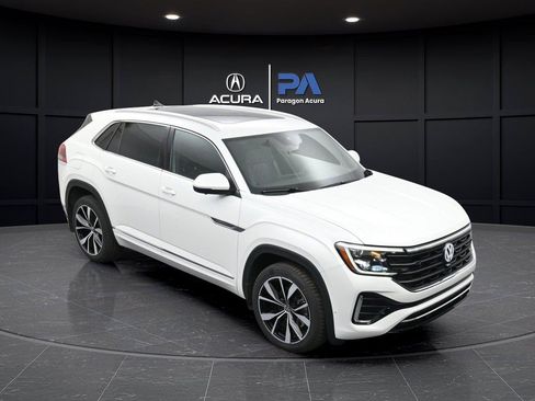 Used 2025 Volkswagen Atlas Cross Sport SEL Premium R-Line AWD/4WD image 40