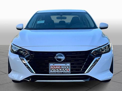 New 2025 Nissan Sentra SV image 3