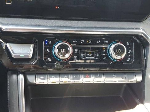 New 2026 GMC Sierra 1500 Denali AWD/4WD image 26