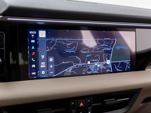 Certified 2025 Porsche Macan 4 Electric image 25