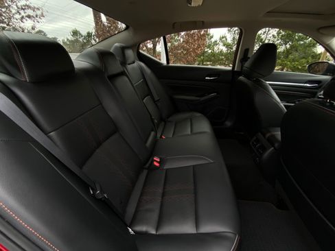 Used 2023 Nissan Altima 2.0 SR image 26