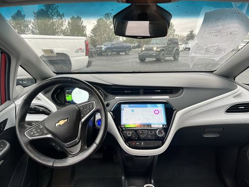 Used 2019 Chevrolet Bolt Premier w/ Infotainment Package image 14