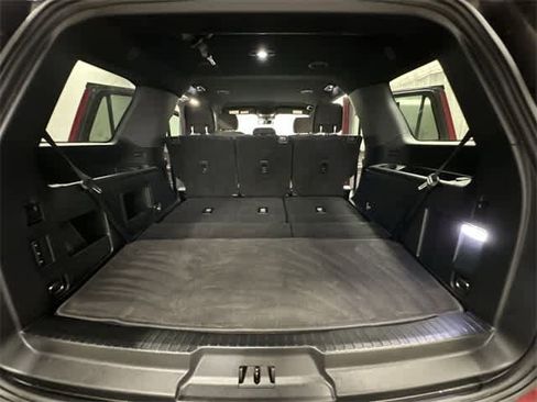 Used 2020 Ford Expedition XLT image 26