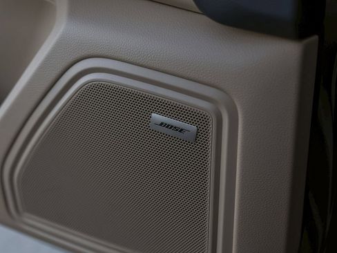 New 2026 Porsche Macan AWD/4WD image 31