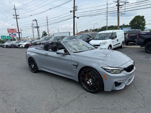 Used 2020 BMW M4 Convertible w/ Competition Package RWD image 9