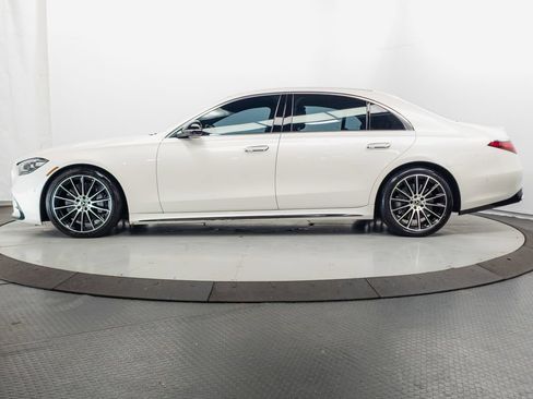 Used 2022 Mercedes-Benz S 580 4MATIC Sedan image 4