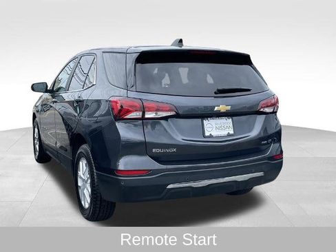 Used 2022 Chevrolet Equinox LT w/ Driver Convenience Package image 5