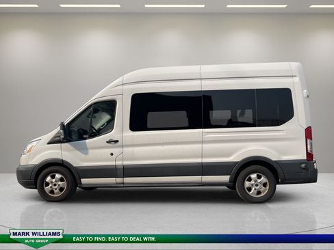 Used 2017 Ford Transit 350 XLT RWD image 4
