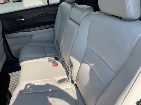 Used 2018 Honda Pilot EX-L image 32