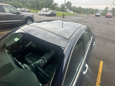 Used 2017 Mercedes-Benz C 300 4MATIC Sedan image 5