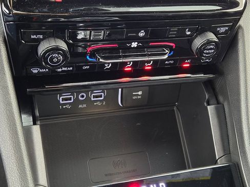 New 2025 Jeep Grand Cherokee L Laredo RWD image 21