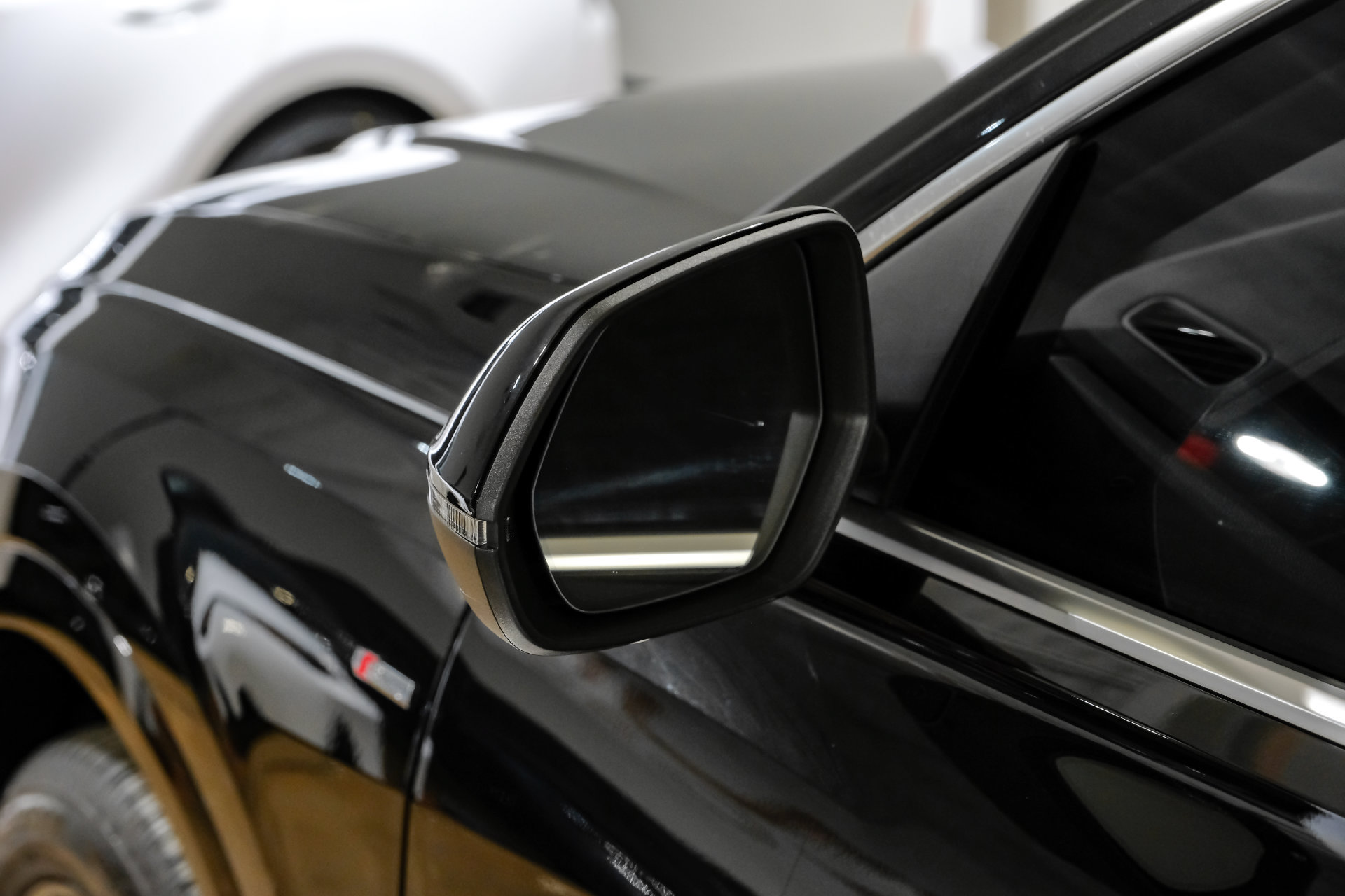 Used 2023 Audi Q8 Premium Plus w/ Premium Plus Package AWD/4WD image 44