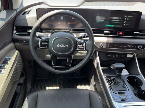 New 2026 Kia Carnival EX FWD image 14