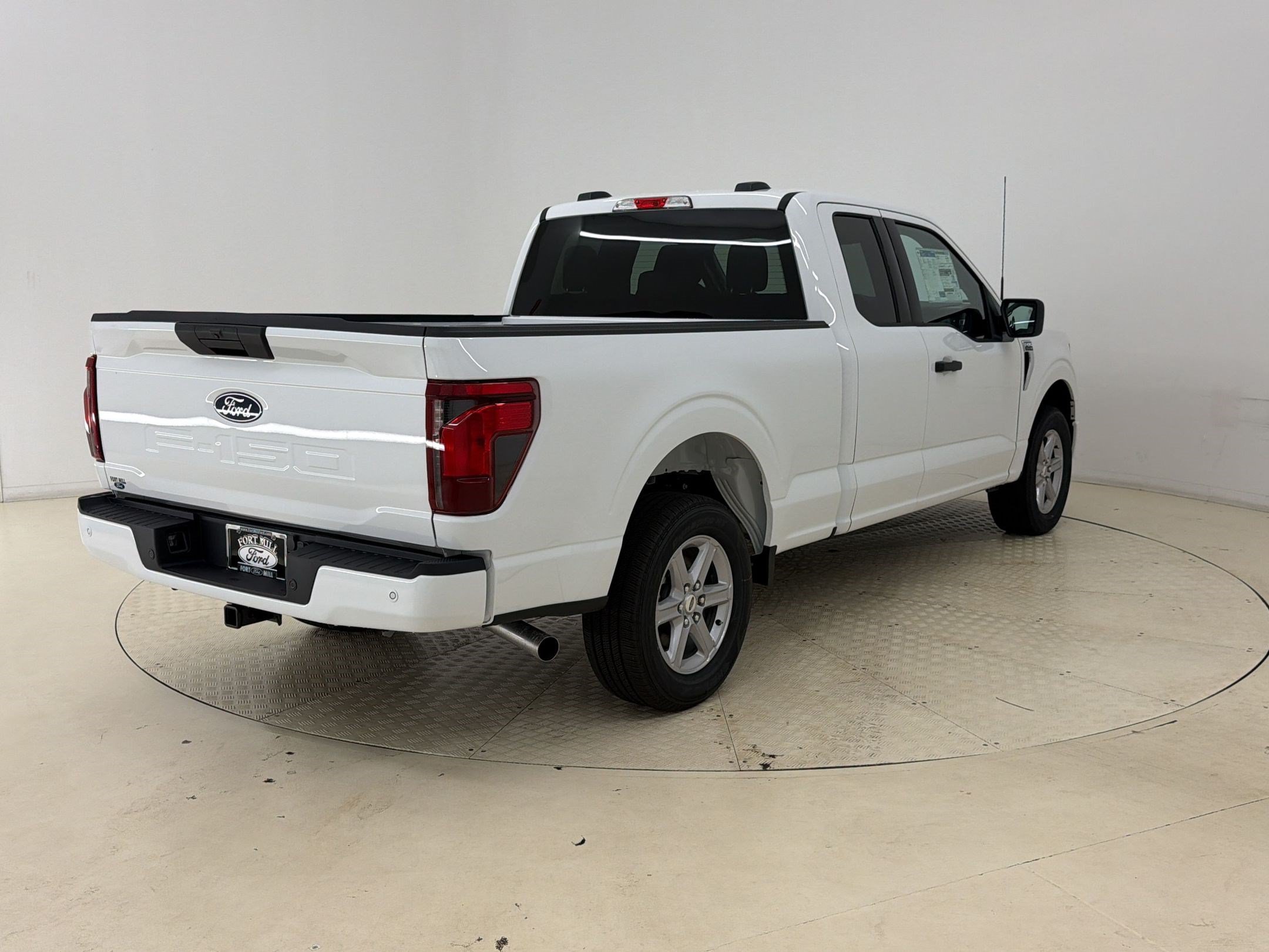 New 2026 Ford F150 XLT w/ Equipment Group 301A Standard RWD image 9