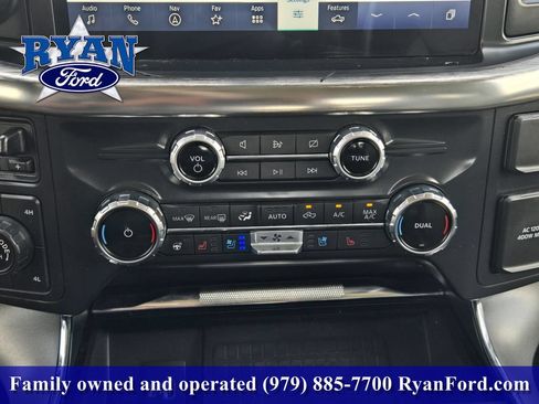 Used 2022 Ford F150 Lariat w/ Equipment Group 502A High AWD/4WD image 14