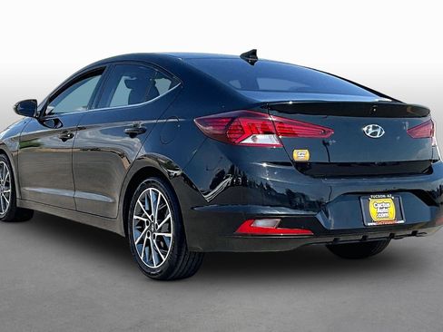 Used 2020 Hyundai Elantra Limited FWD image 11