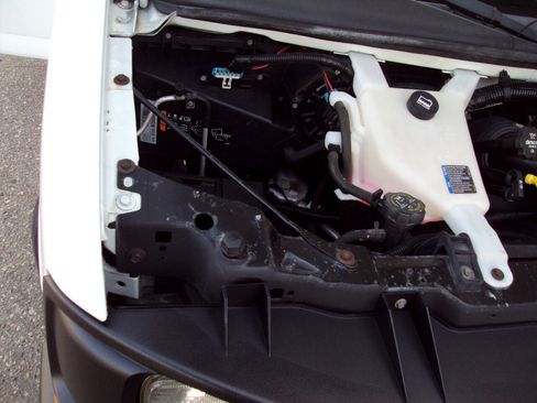 Used 2013 Chevrolet Express 1500 LS image 24